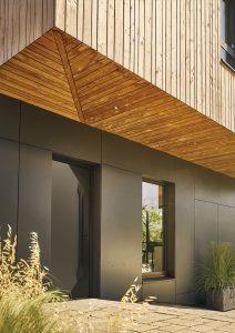 Bel’M aluminium and timber entrance door installed by Sapphire Windows, exclusive supplier in South and West Wales.